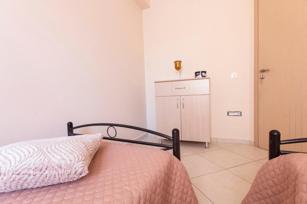 Vila Elion Myloi Symi Exterior foto